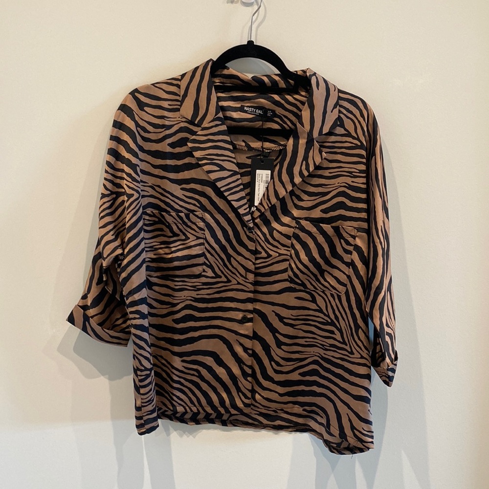 nasty gal crop button up blouse size 2